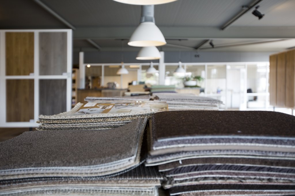 Houten vloeren en tapijt